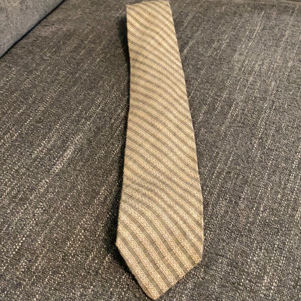 Austin Reed  of London Retro stripped tie